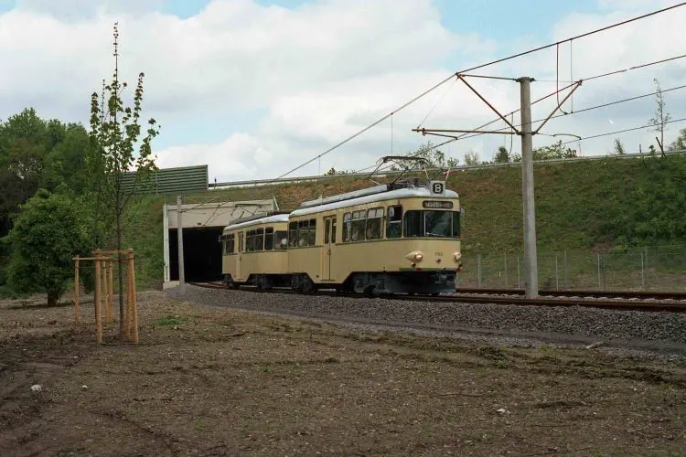 Die Vorortbahnwagen 1155 und 1159